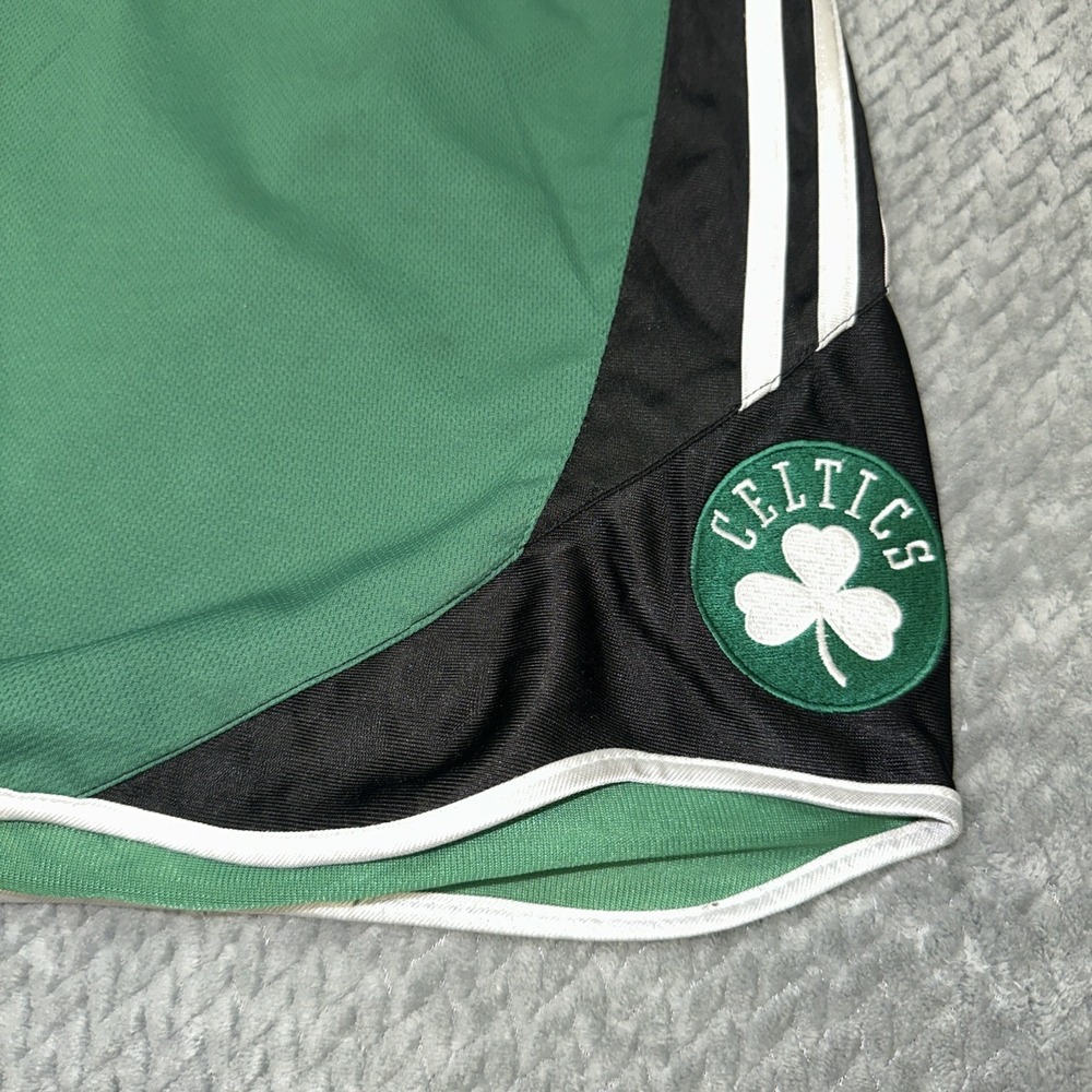 Boston Celtics Shorts Mens M Swingman NBA Adidas Basketball Shamrock Green Black - Picture 2 of 11